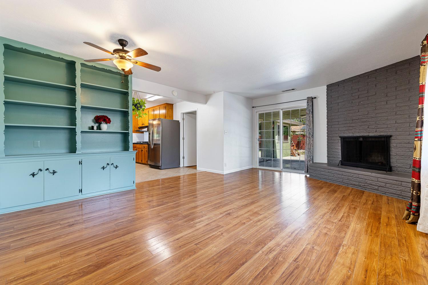 606 W Rialto Ave, Fresno, CA 93705