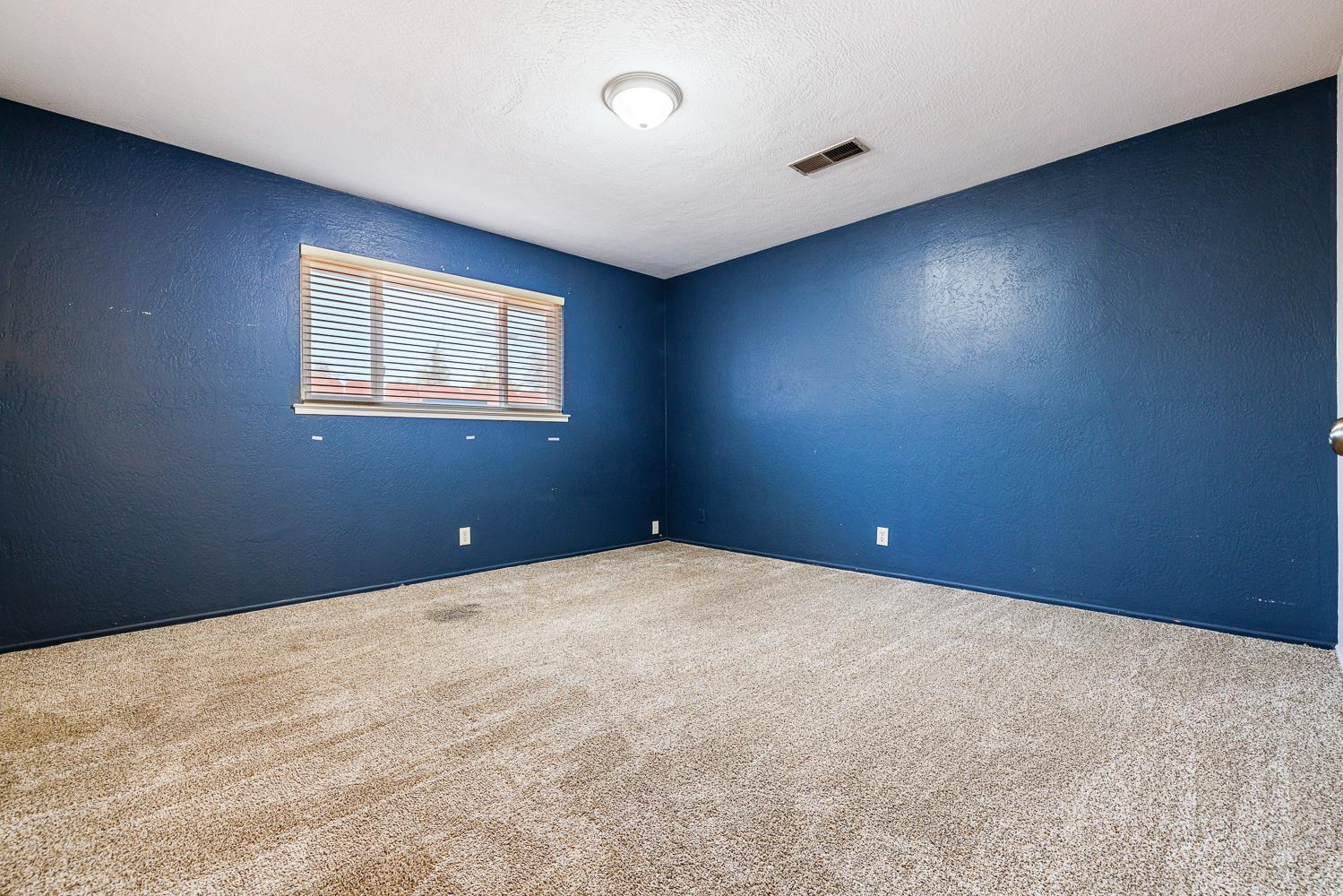 606 W Rialto Ave, Fresno, CA 93705