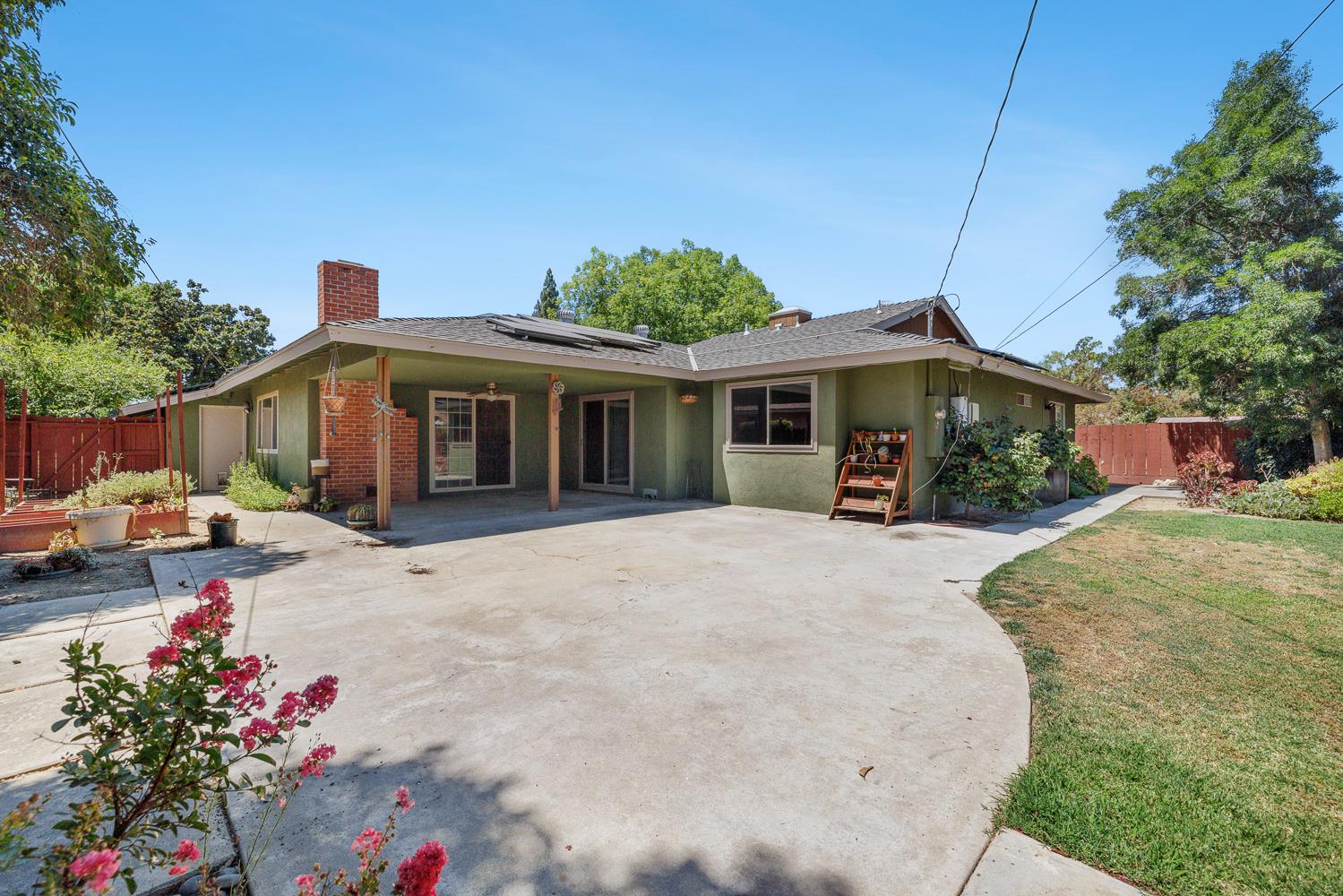 606 W Rialto Ave, Fresno, CA 93705