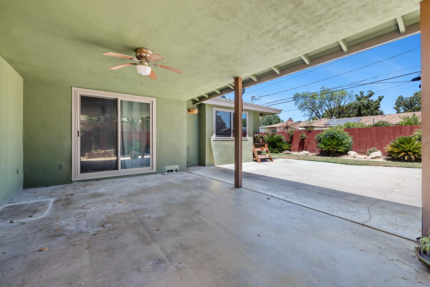 606 W Rialto Ave, Fresno, CA 93705