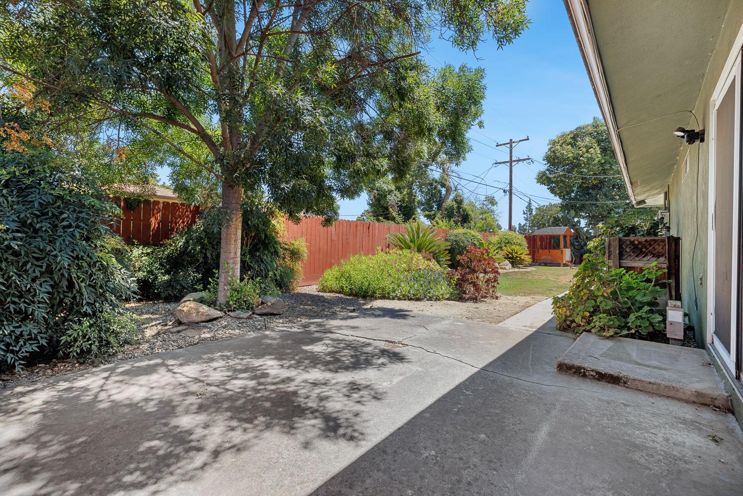 606 W Rialto Ave, Fresno, CA 93705