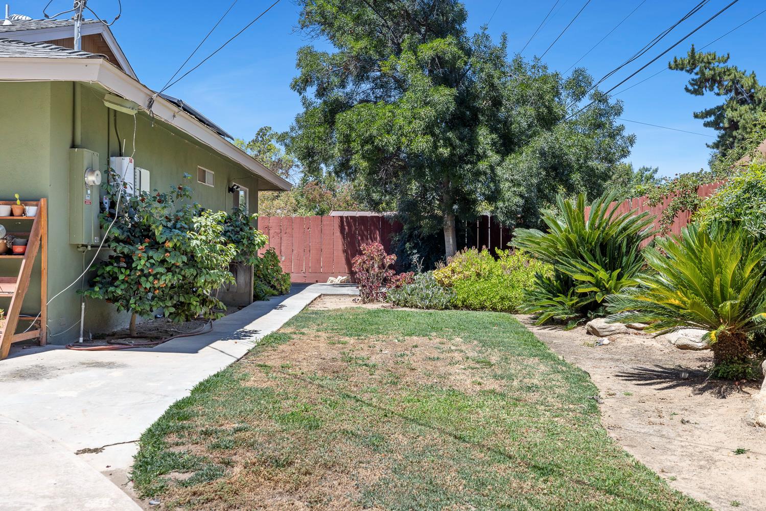 606 W Rialto Ave, Fresno, CA 93705