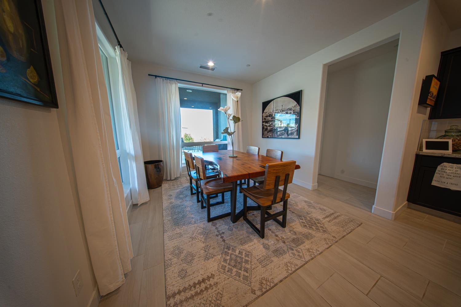 4672 Silverado Rd, Madera, CA 93636