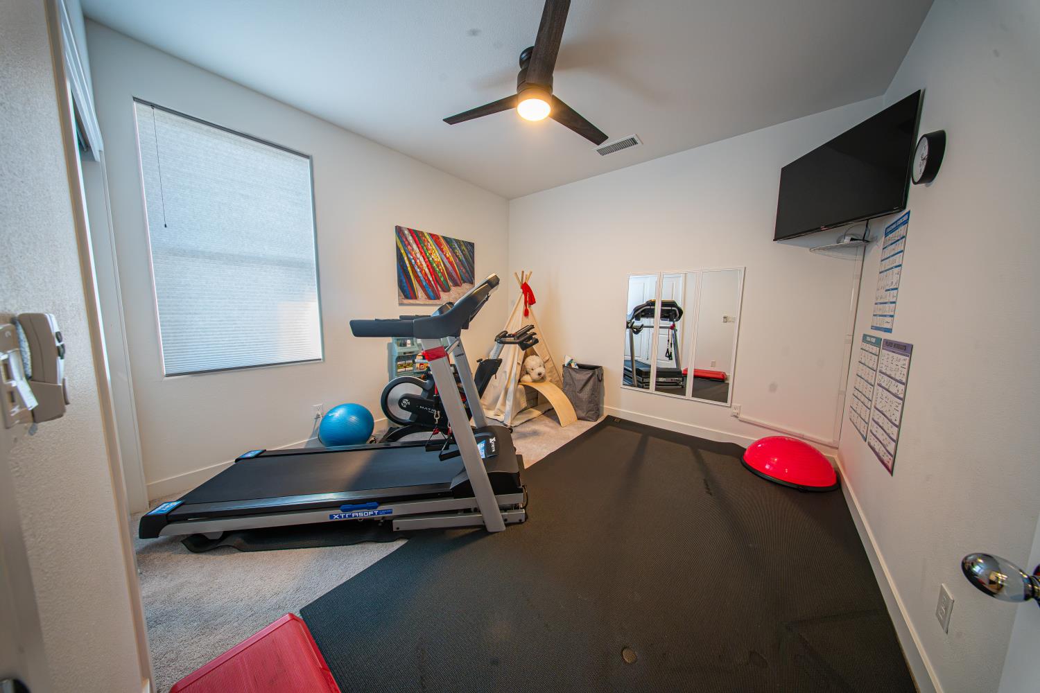 4672 Silverado Rd, Madera, CA 93636