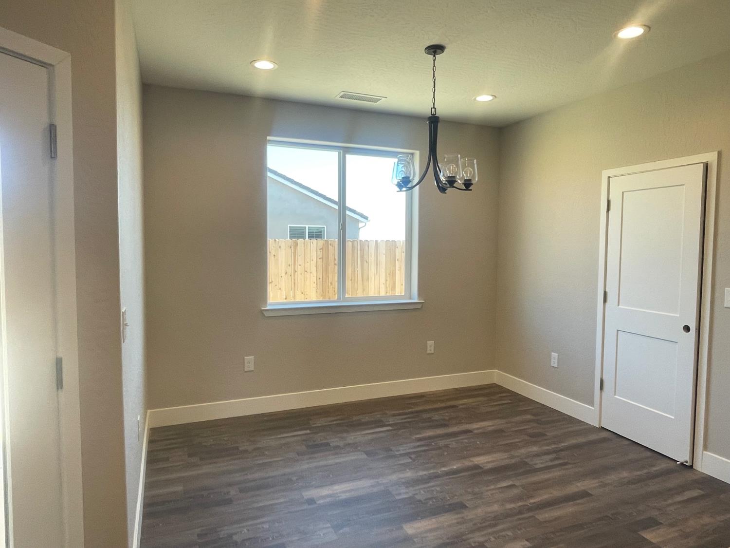 16249 W David Ave, Kerman, CA 93630