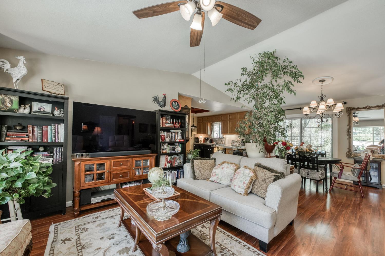 41322 Long Hollow Dr, Coarsegold, CA 93614