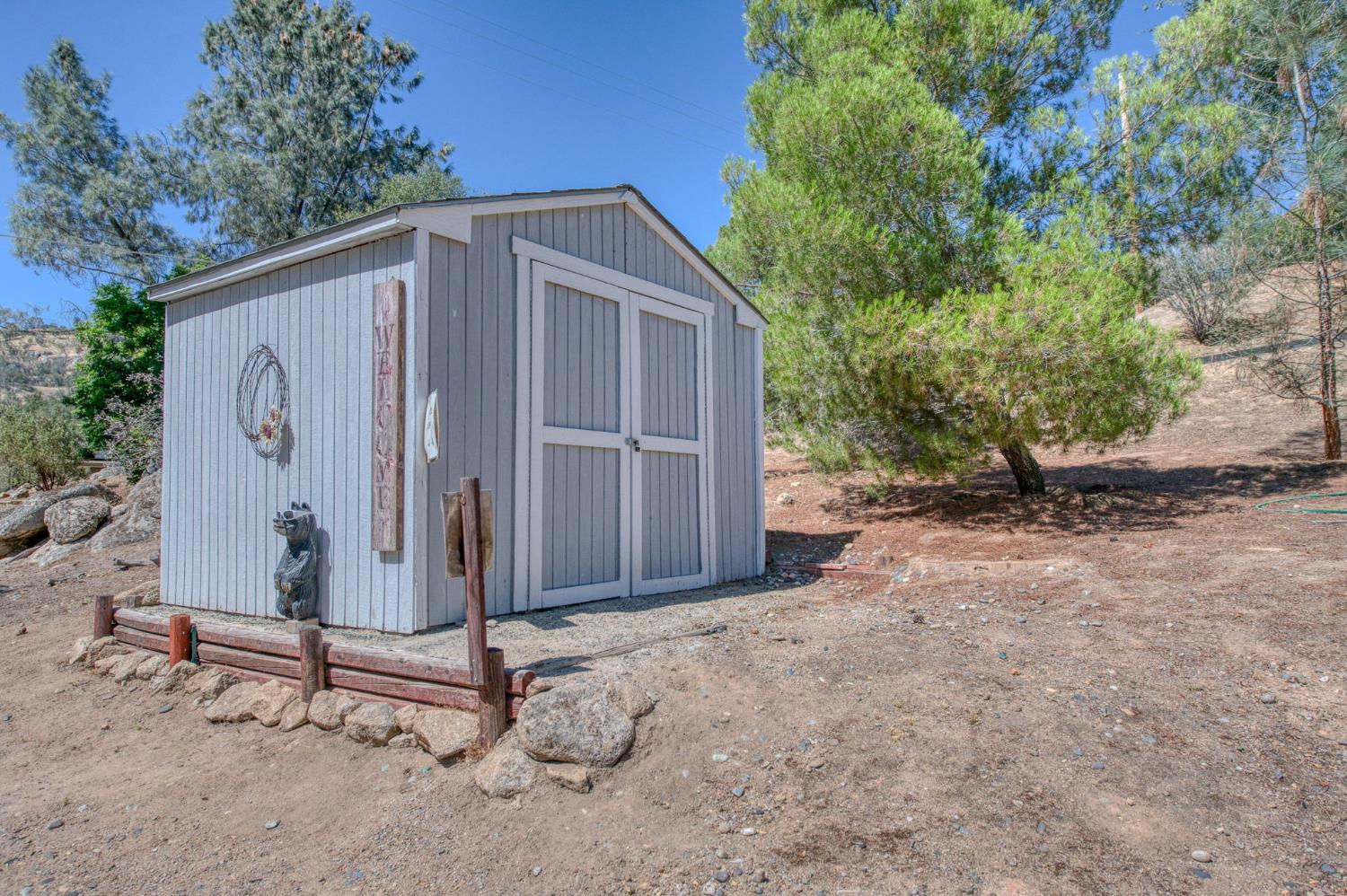 41322 Long Hollow Dr, Coarsegold, CA 93614