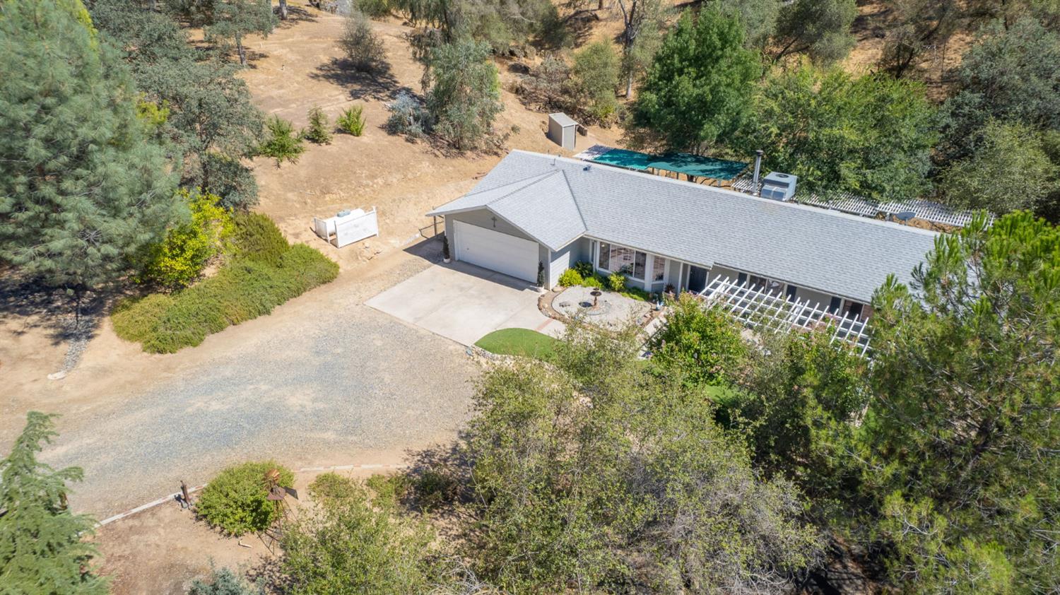 41322 Long Hollow Dr, Coarsegold, CA 93614