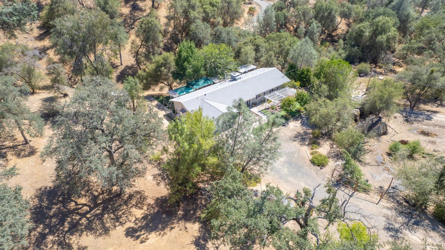41322 Long Hollow Dr, Coarsegold, CA 93614