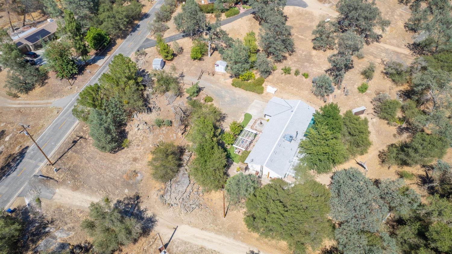41322 Long Hollow Dr, Coarsegold, CA 93614