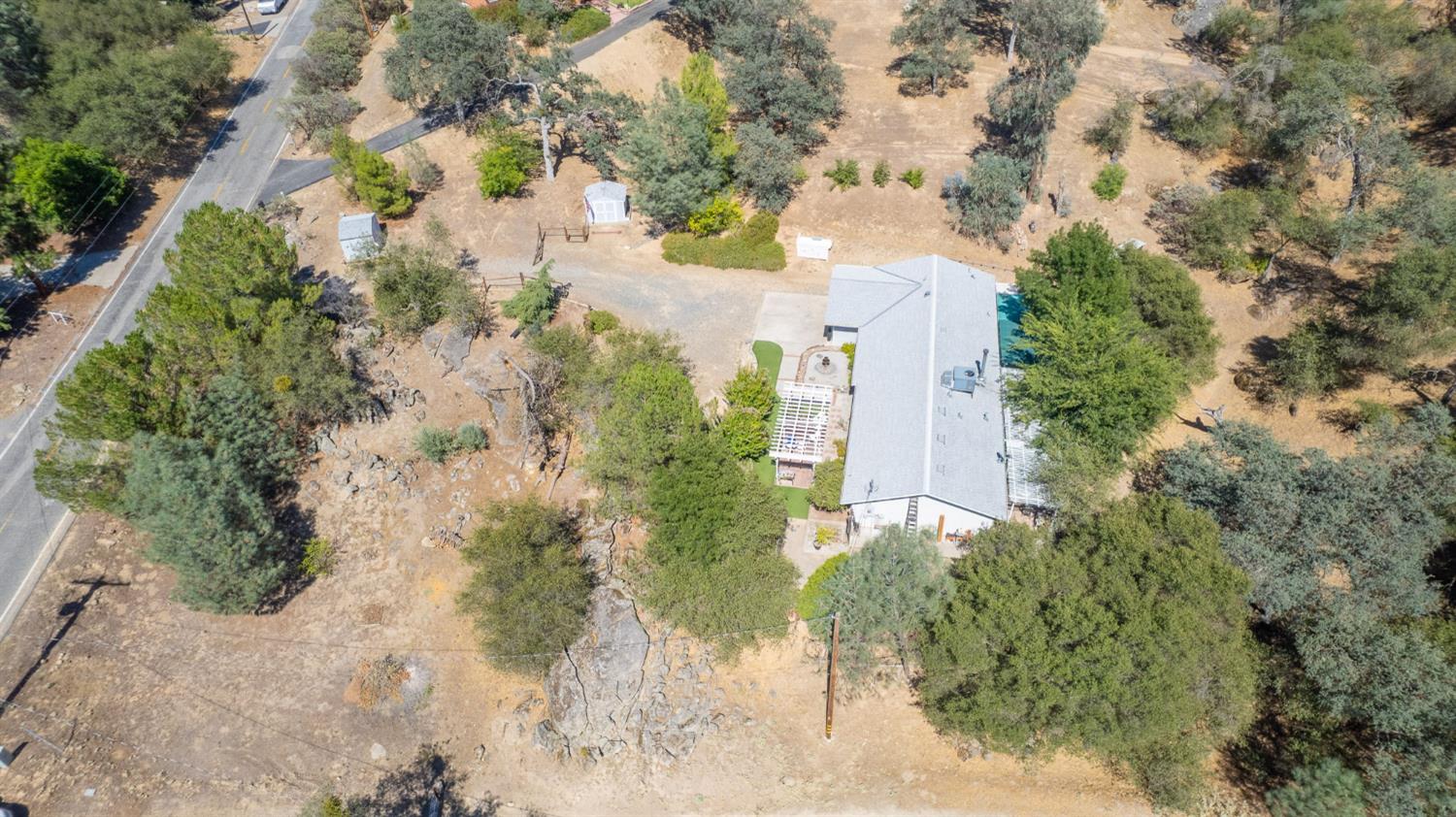 41322 Long Hollow Dr, Coarsegold, CA 93614