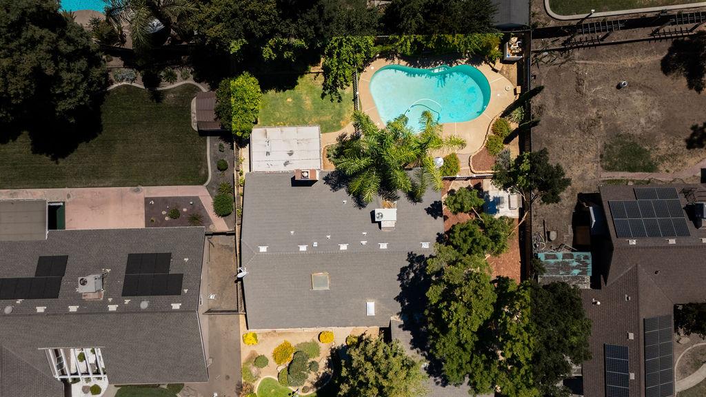 646 W Polson Ave, Clovis, CA 93612