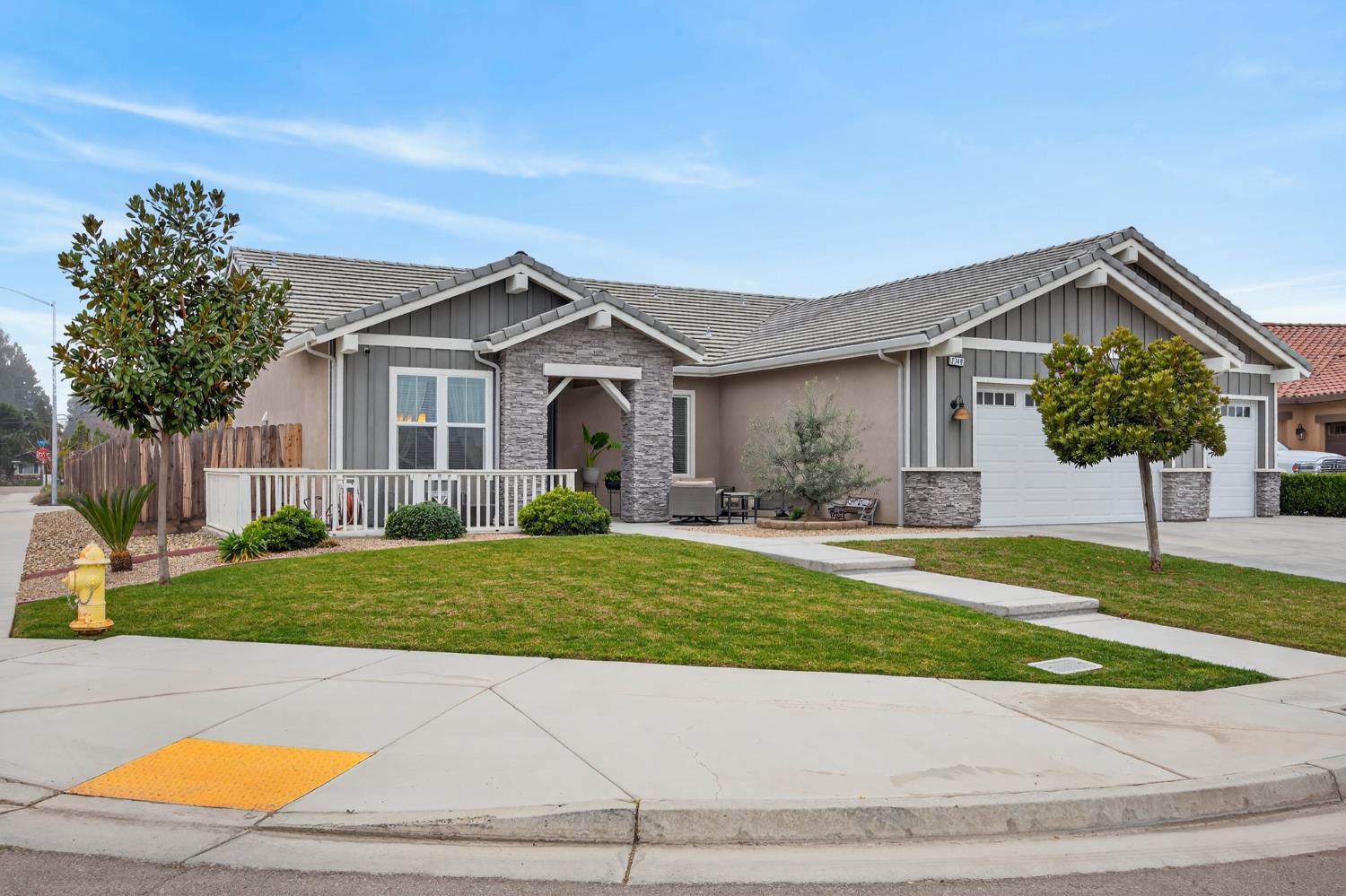 2749 19Th Ave, Kingsburg, CA 93631
