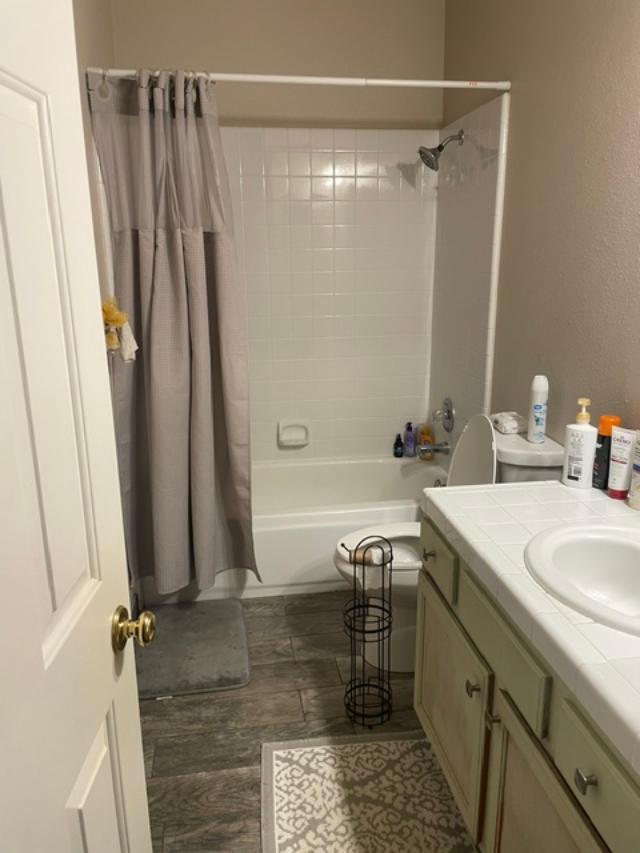 5932 W Monte Verde Ave N, Visalia, CA 93277