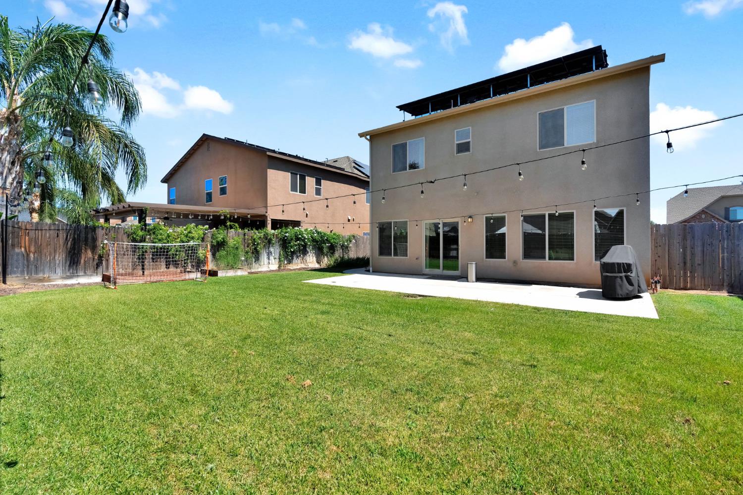 3885 Alamos Ave, Clovis, CA 93619