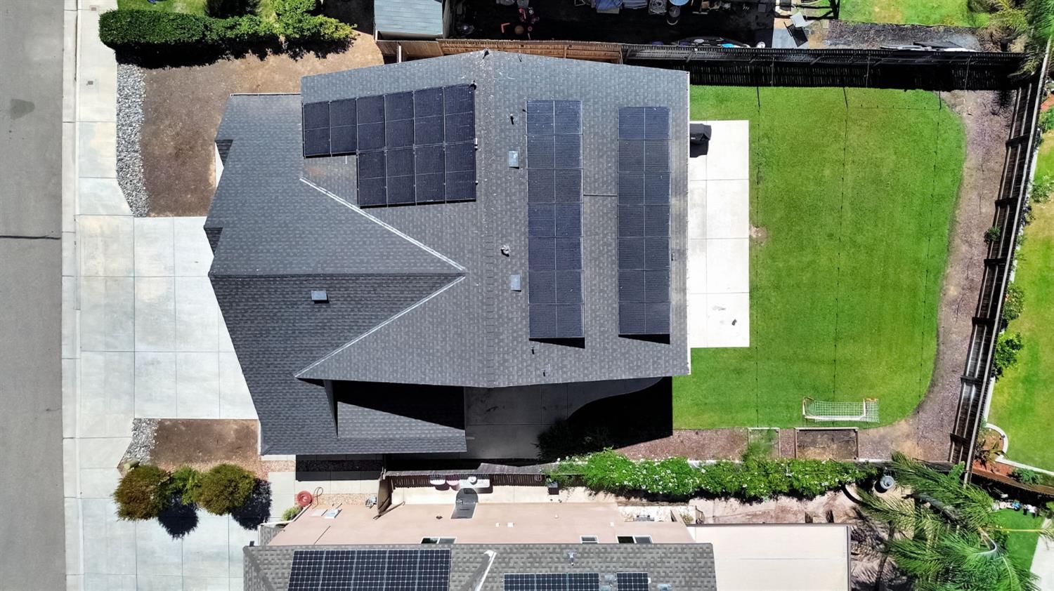 3885 Alamos Ave, Clovis, CA 93619