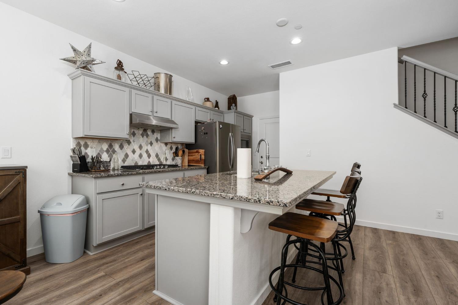 972 Winchell Way W, Madera, CA 93636