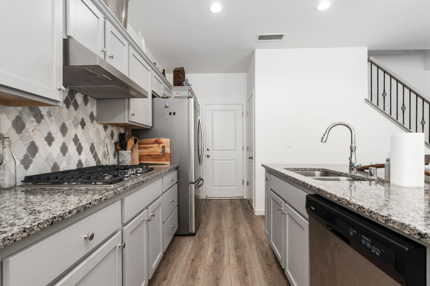 972 Winchell Way W, Madera, CA 93636