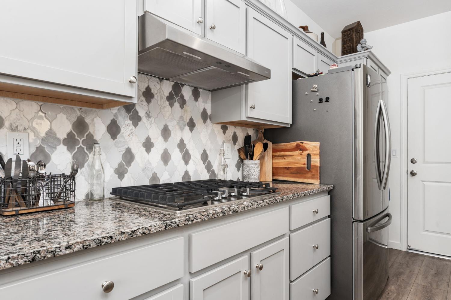 972 Winchell Way W, Madera, CA 93636