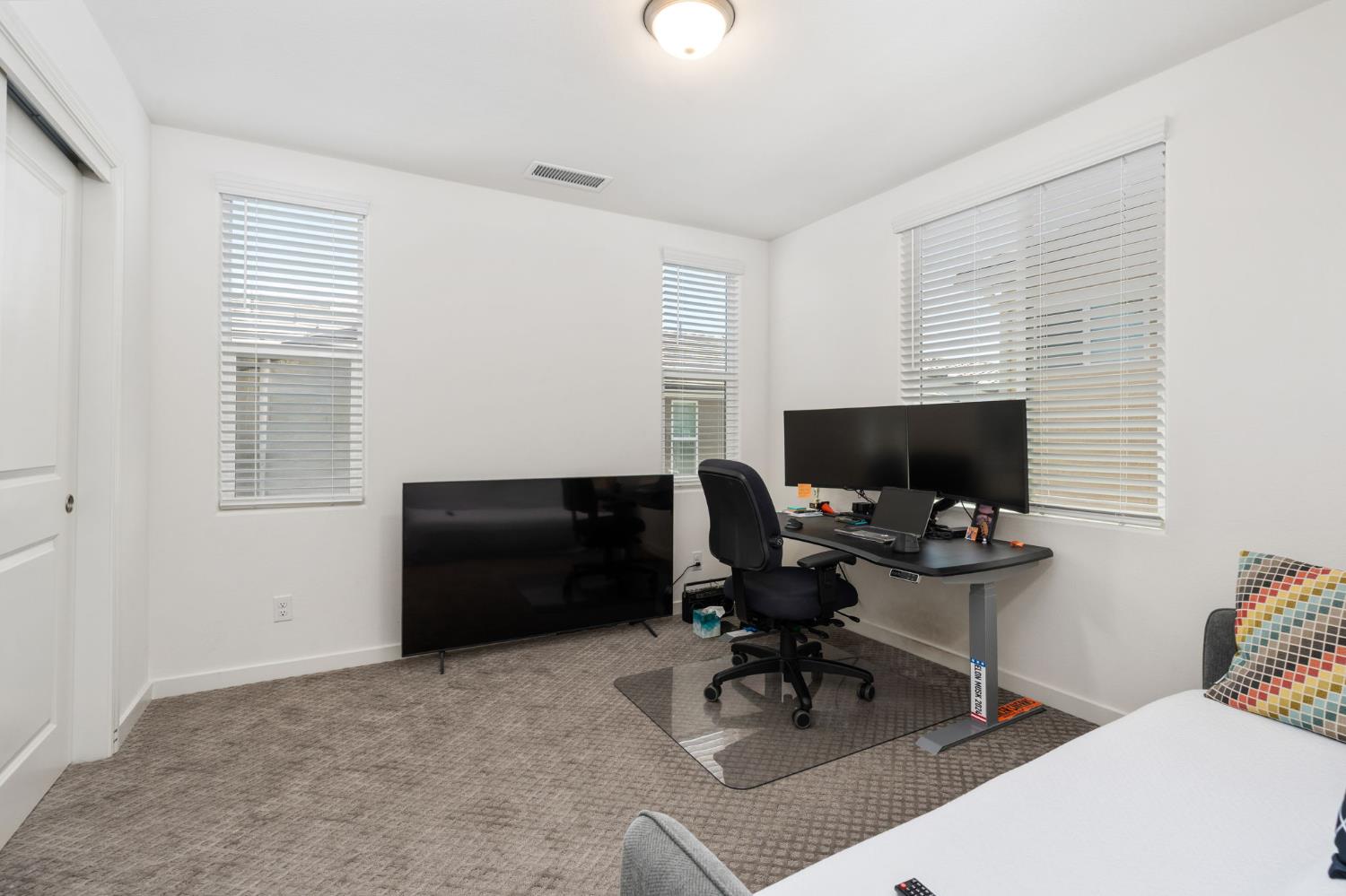 972 Winchell Way W, Madera, CA 93636