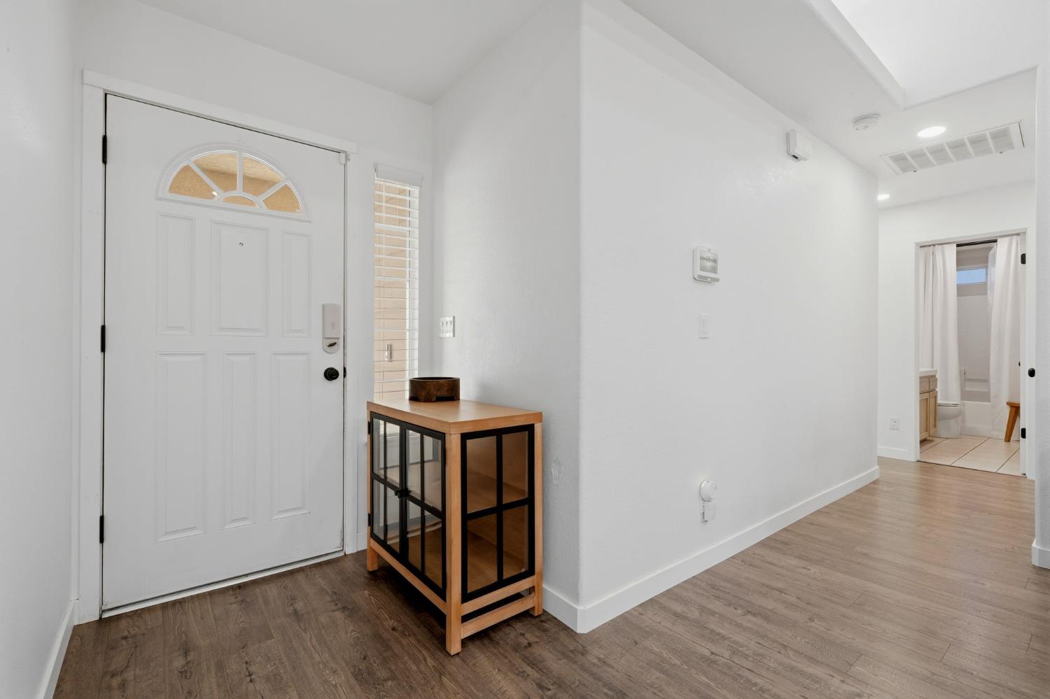 5806 W El Paso, Fresno, CA 93722