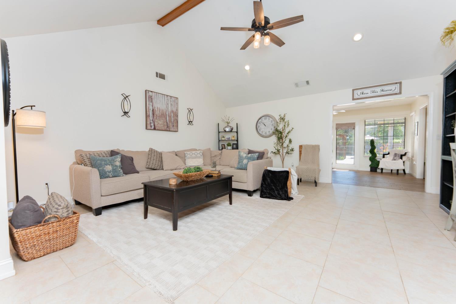 28821 Road 168, Visalia, CA 93292