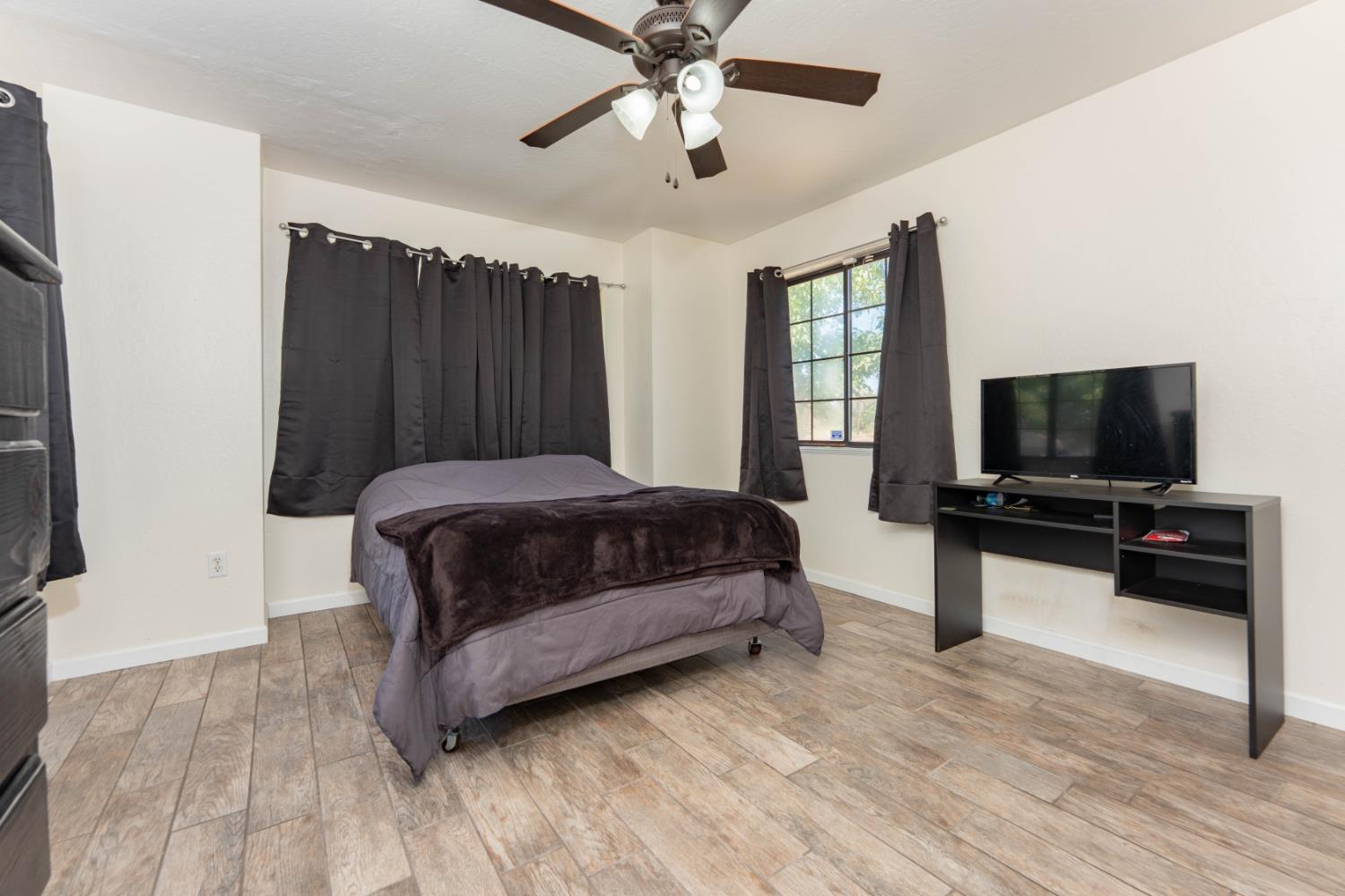 28821 Road 168, Visalia, CA 93292
