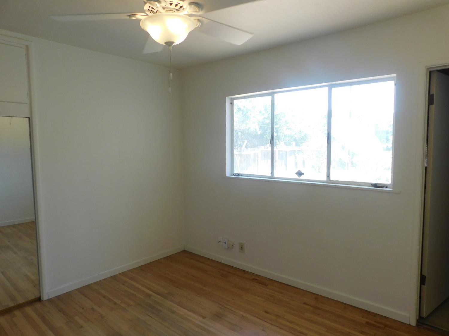 2436 S Locust St, Visalia, CA 93277