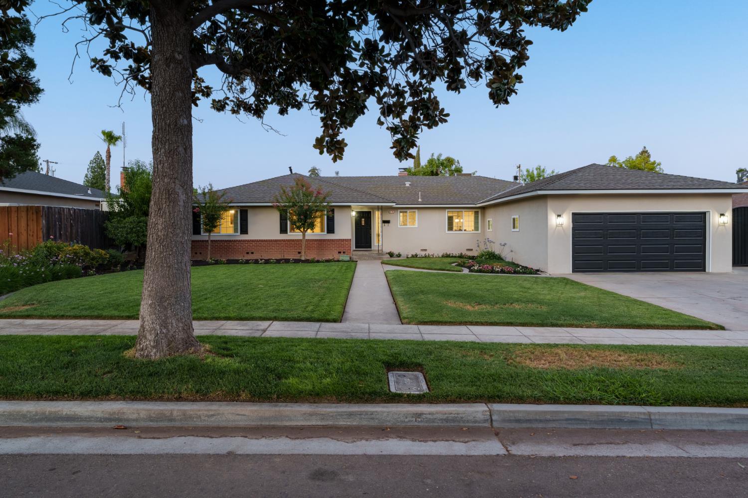 5756 N Bond St, Fresno, CA 93710