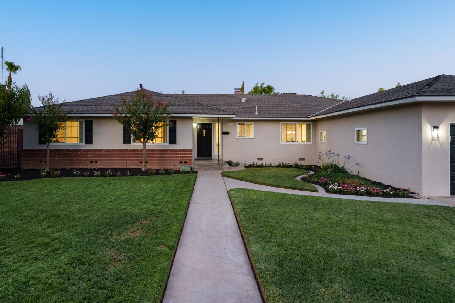 5756 N Bond St, Fresno, CA 93710