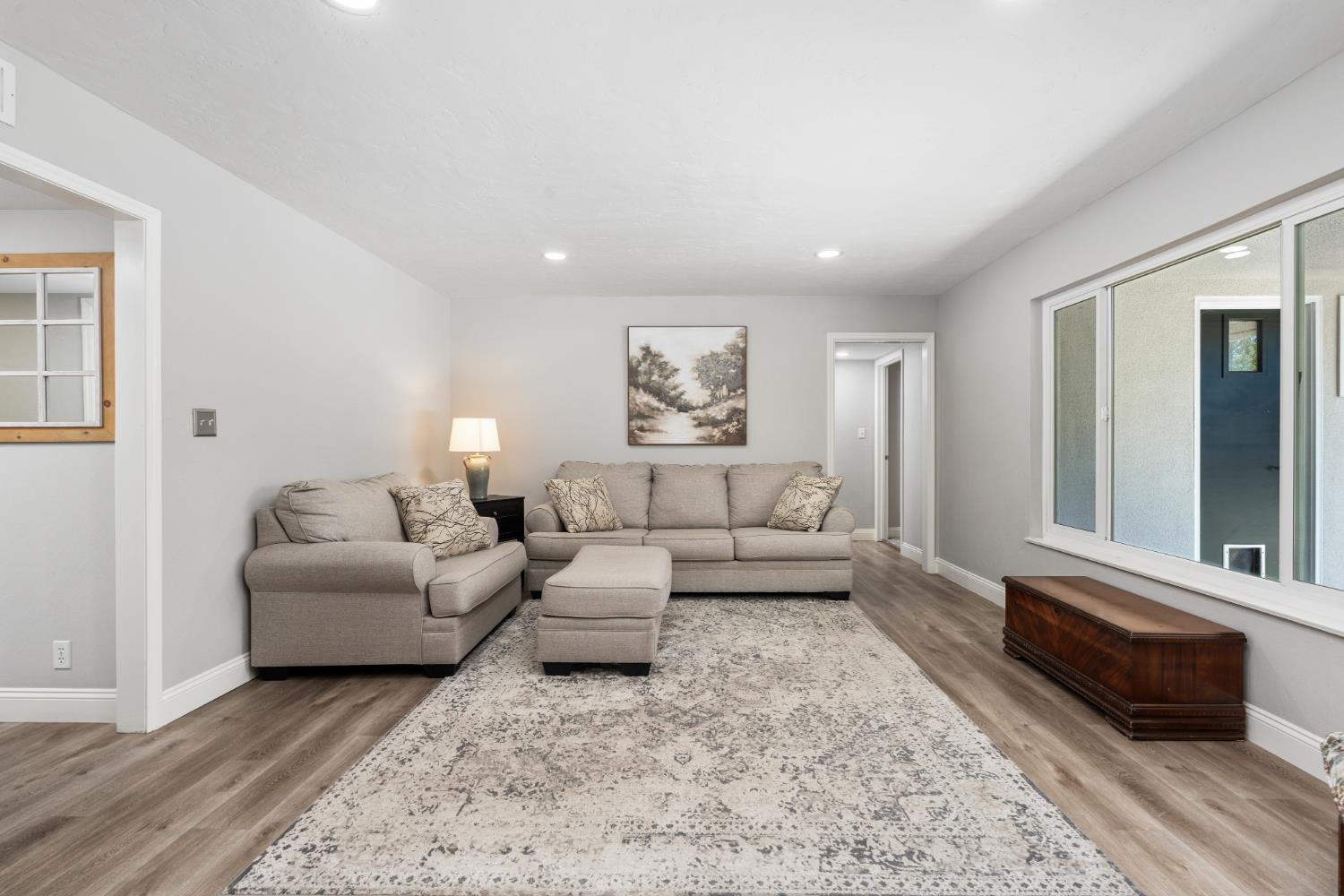 5756 N Bond St, Fresno, CA 93710