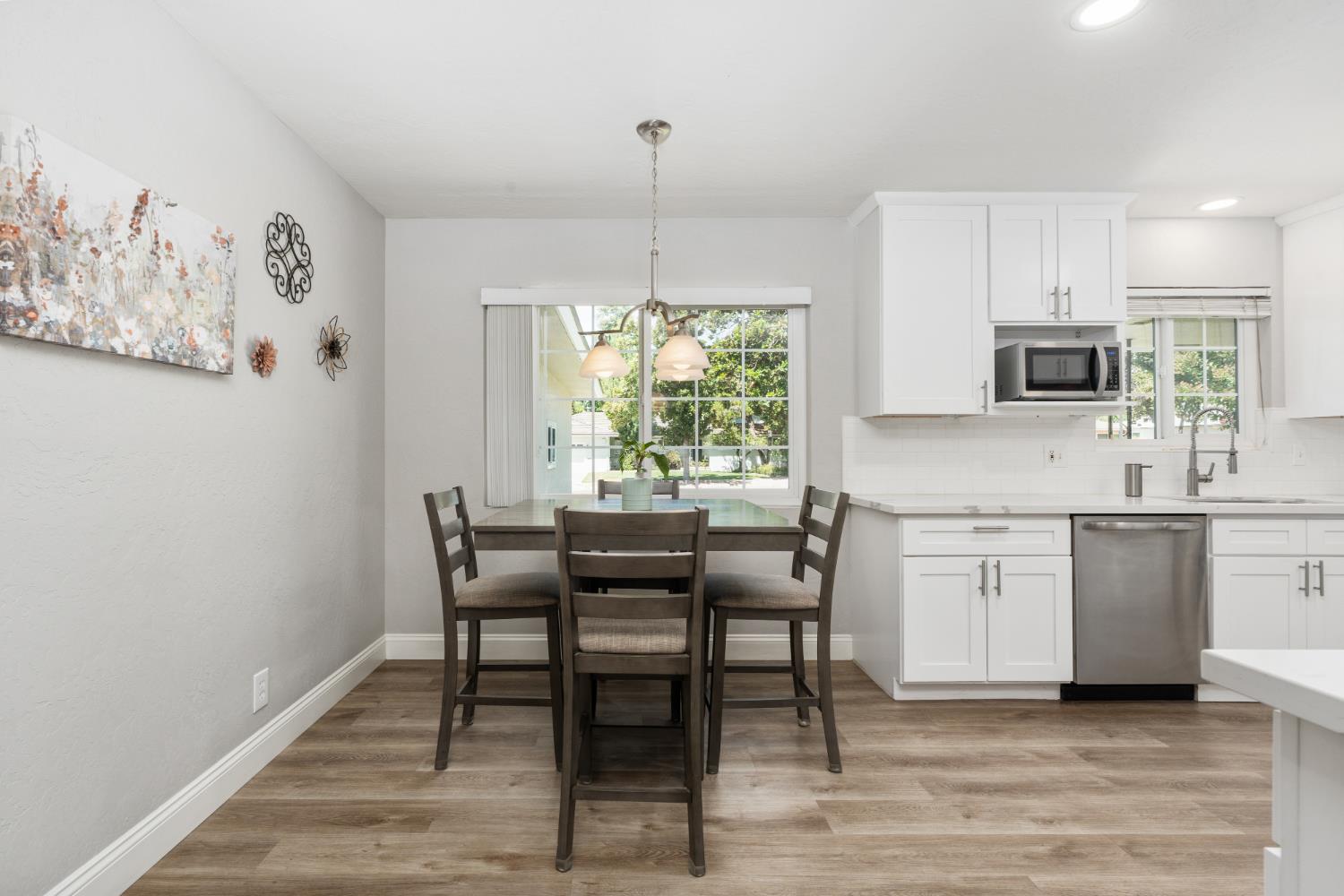 5756 N Bond St, Fresno, CA 93710