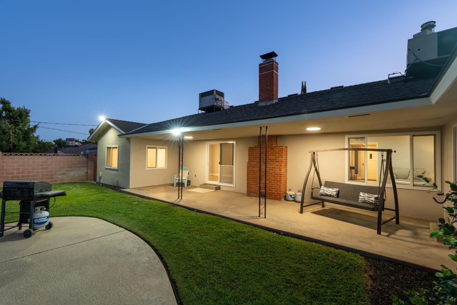 5756 N Bond St, Fresno, CA 93710