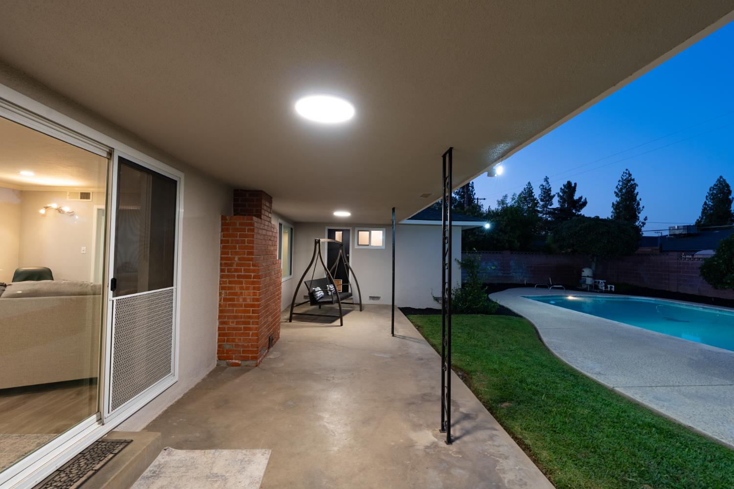 5756 N Bond St, Fresno, CA 93710