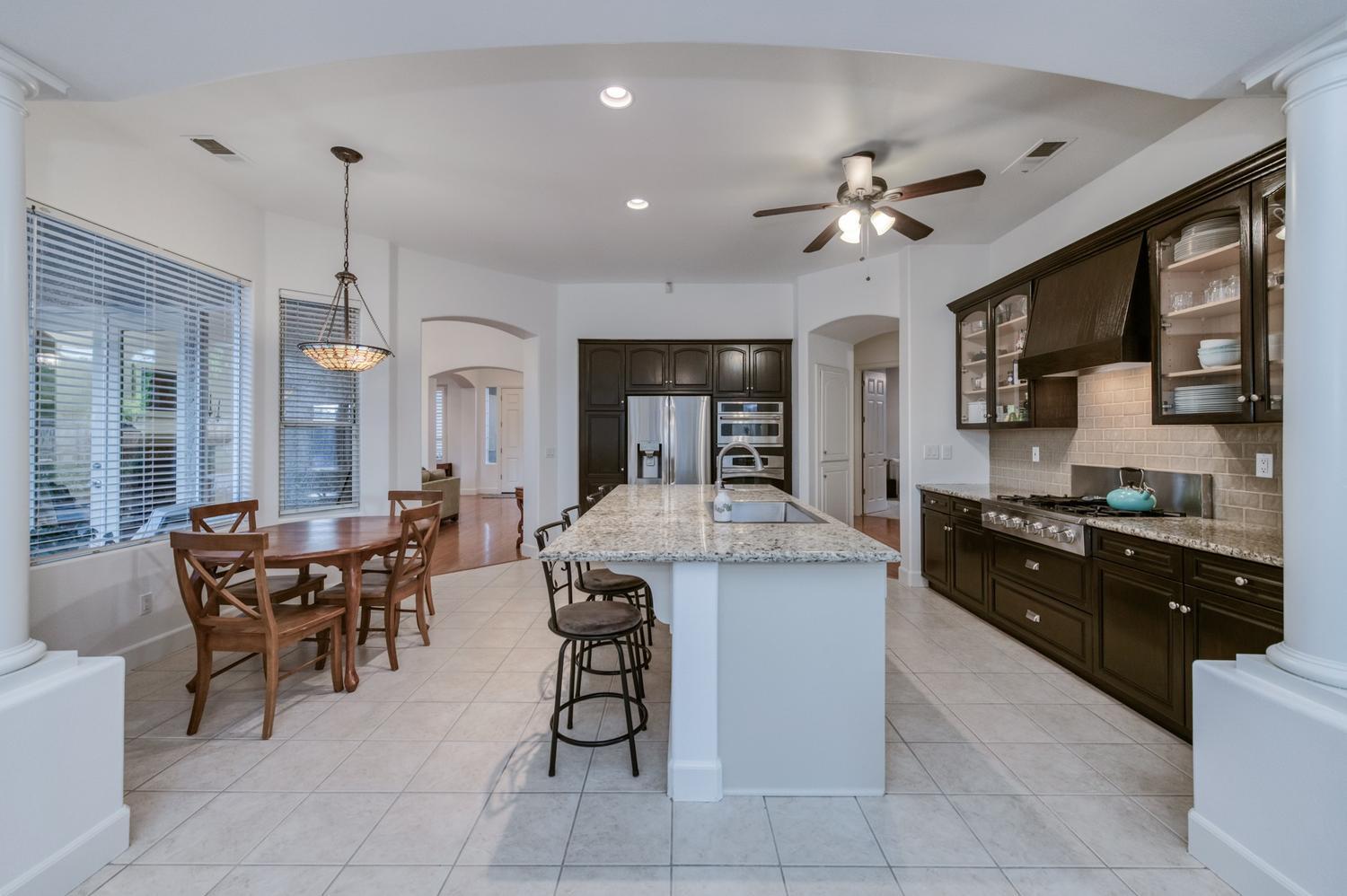 73 W Houston Ave, Clovis, CA 93611