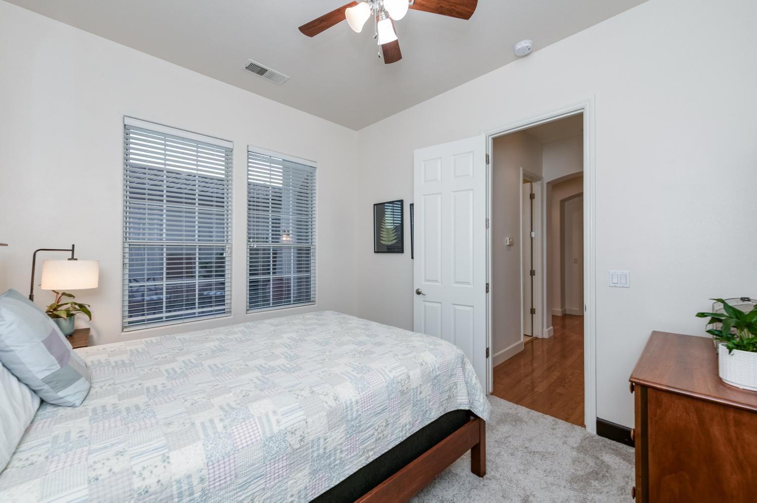 73 W Houston Ave, Clovis, CA 93611
