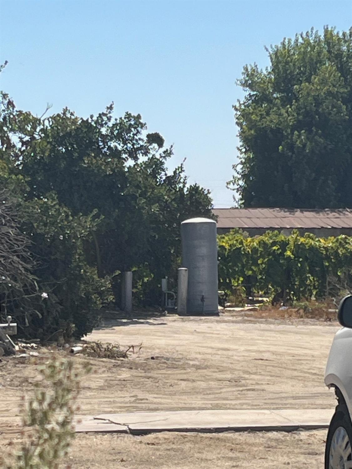 12575 S Academy Ave, Selma, CA 93662