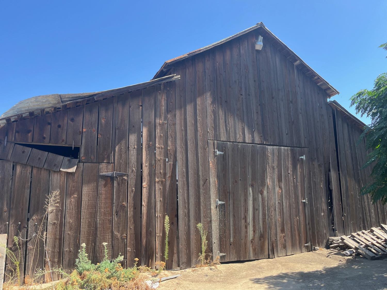 12575 S Academy Ave, Selma, CA 93662