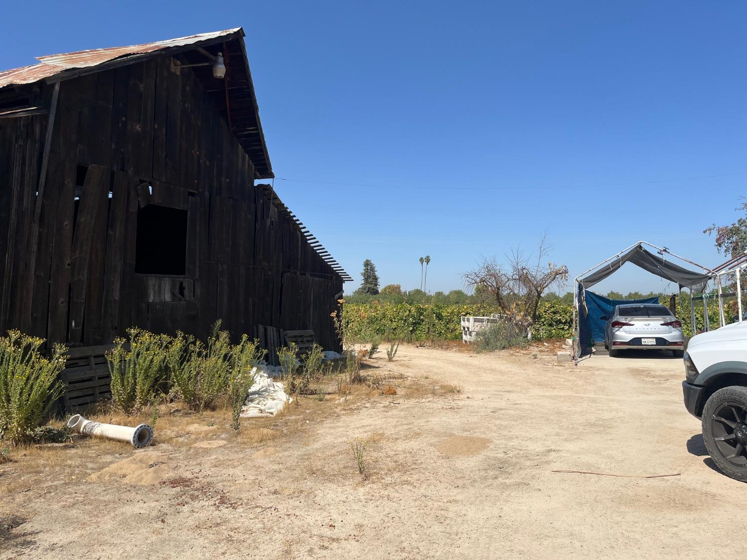 12575 S Academy Ave, Selma, CA 93662