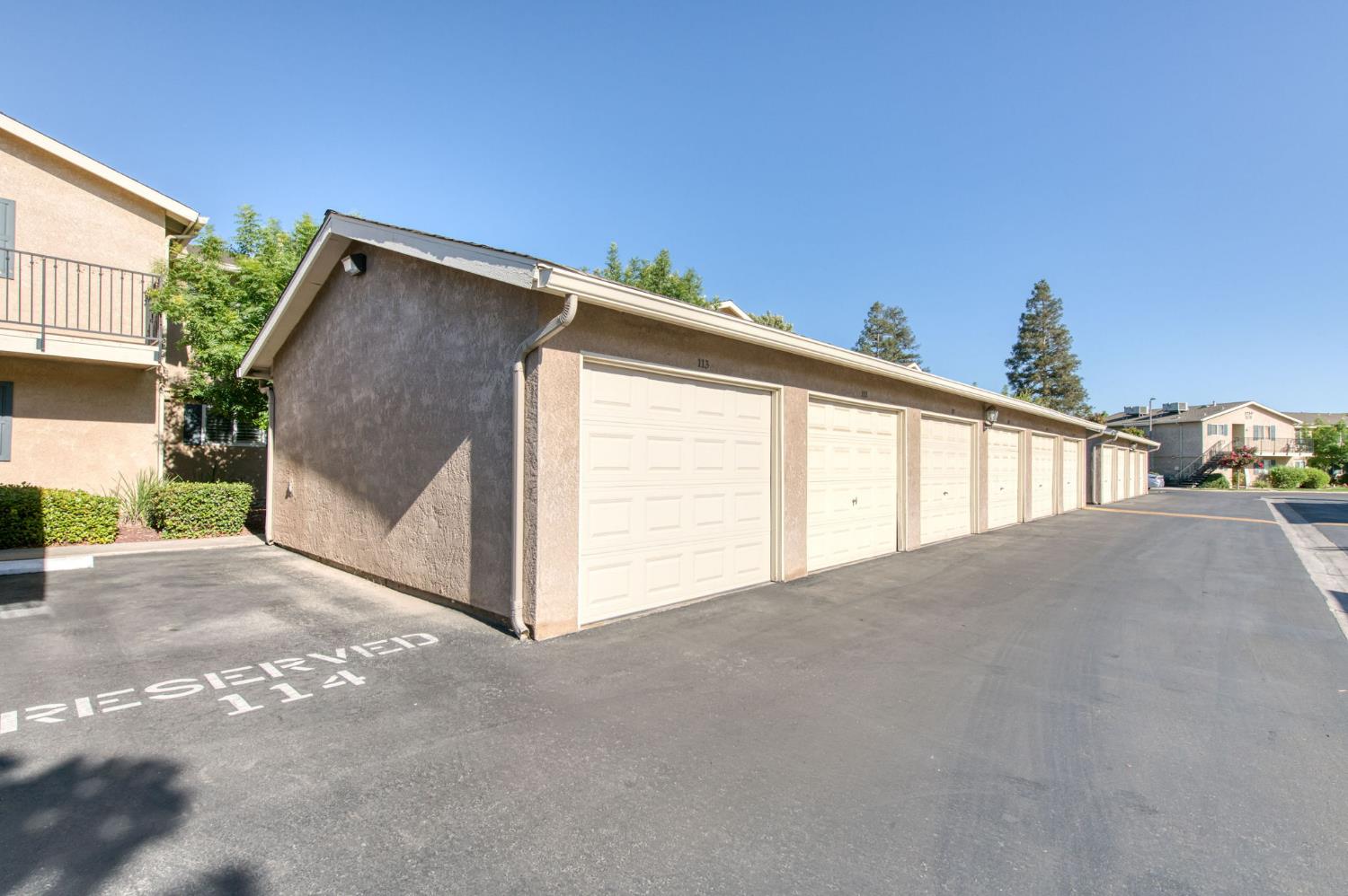 3703 W Bullard Ave #113, Fresno, CA 93711