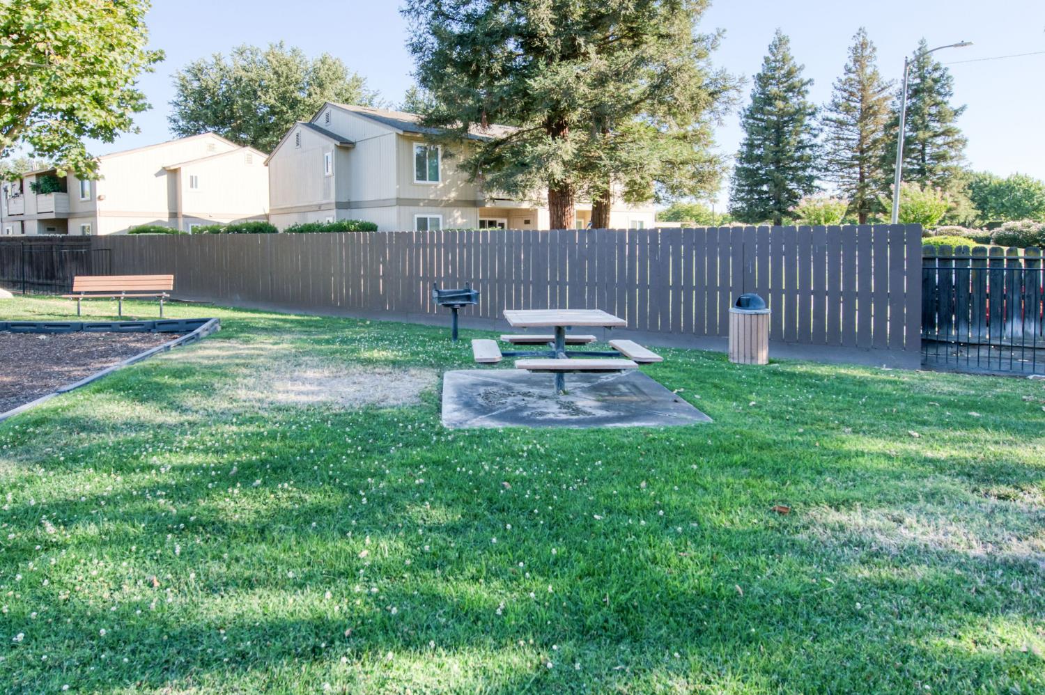 3703 W Bullard Ave #113, Fresno, CA 93711