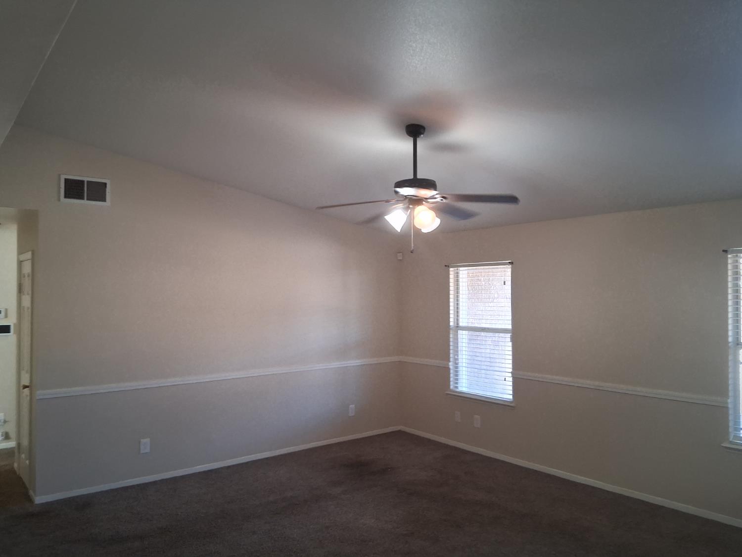 2238 N Milburn Ave, Fresno, CA 93722