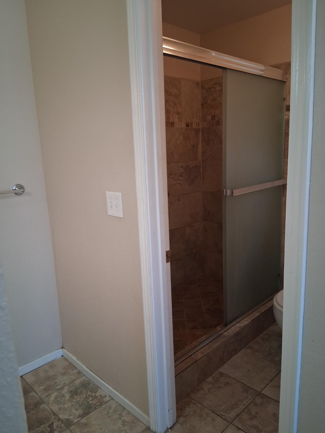 2238 N Milburn Ave, Fresno, CA 93722