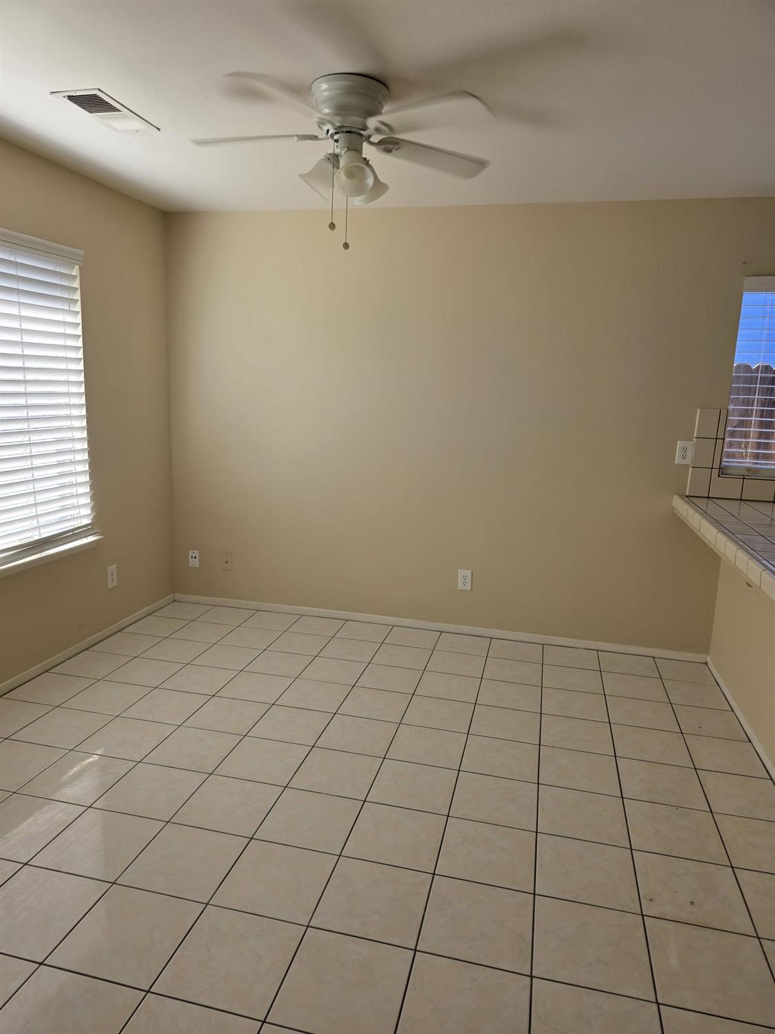 2238 N Milburn Ave, Fresno, CA 93722