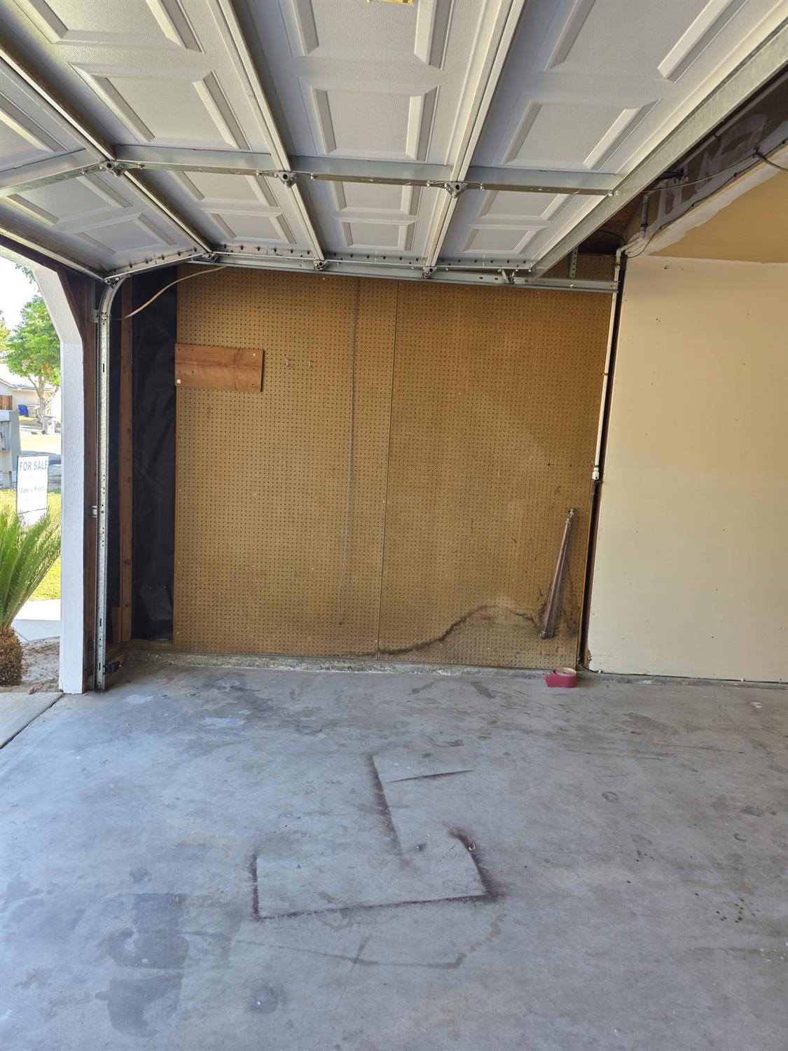 2238 N Milburn Ave, Fresno, CA 93722