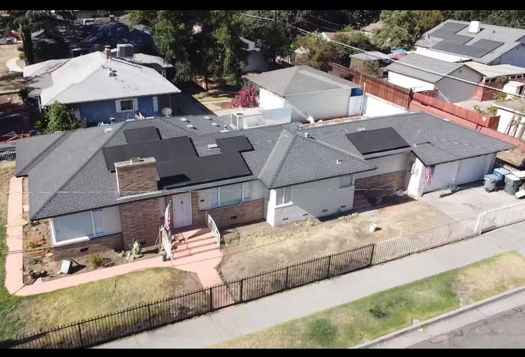 412 W Floradora Ave, Fresno, CA 93728