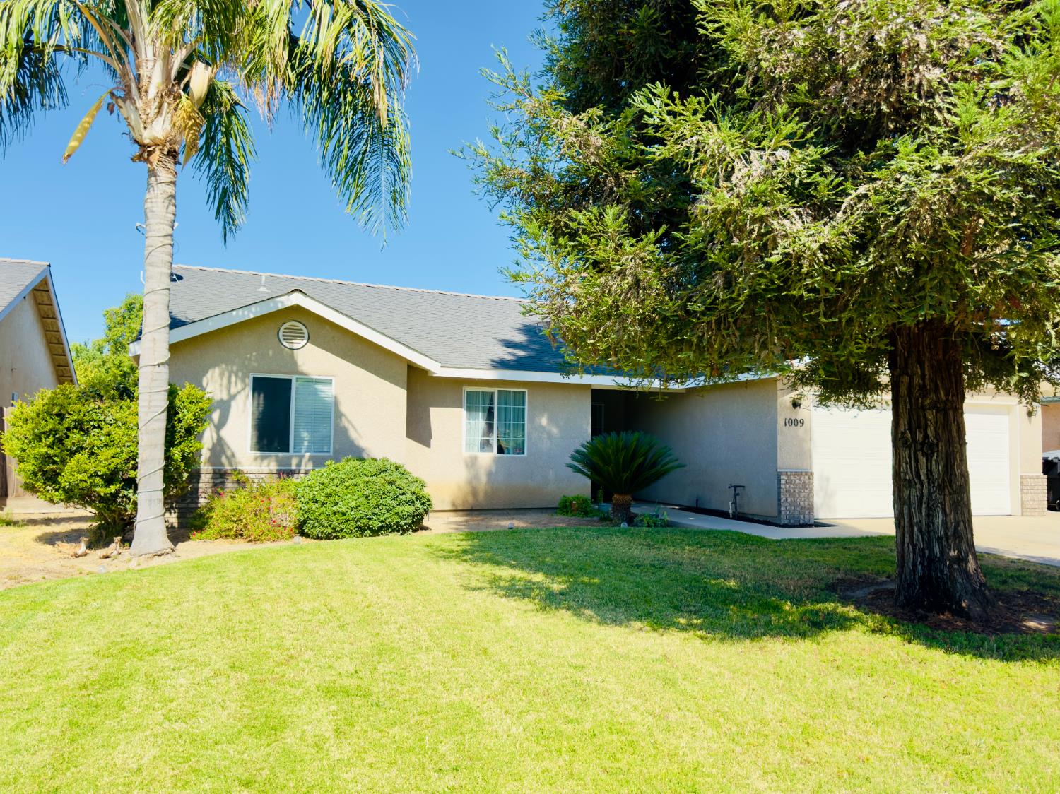 1009 S Elverta S, Visalia, CA 93292