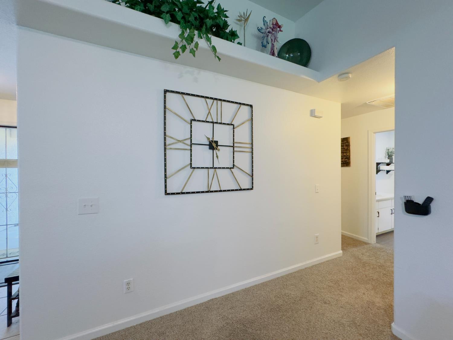 1009 S Elverta S, Visalia, CA 93292