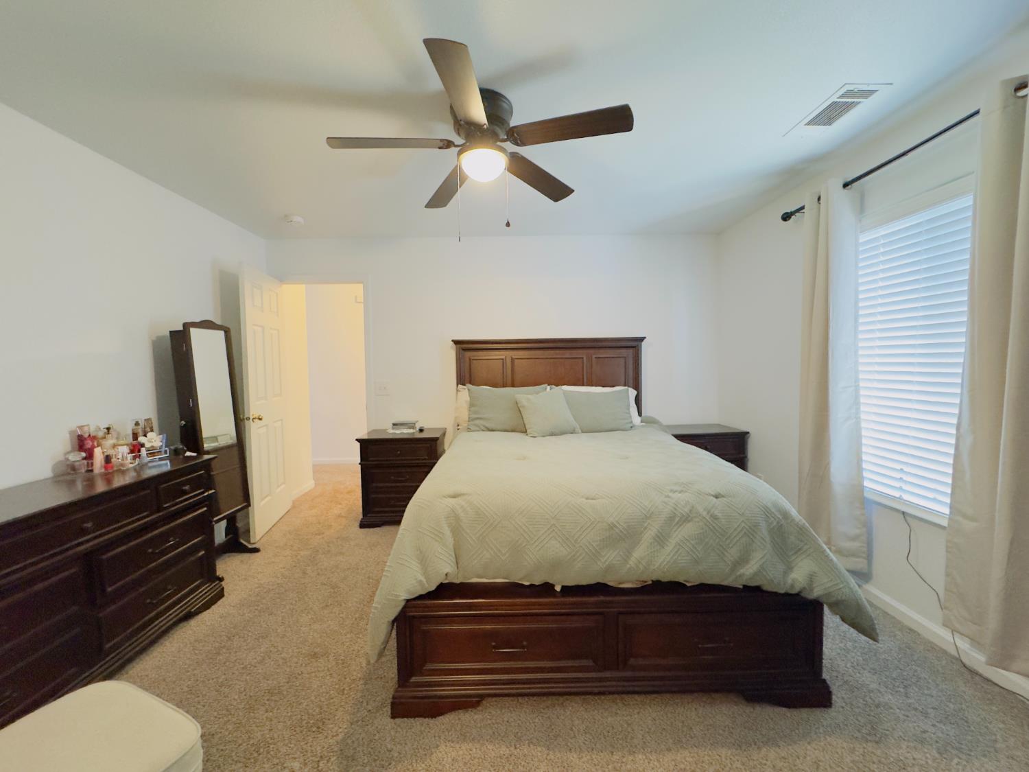 1009 S Elverta S, Visalia, CA 93292