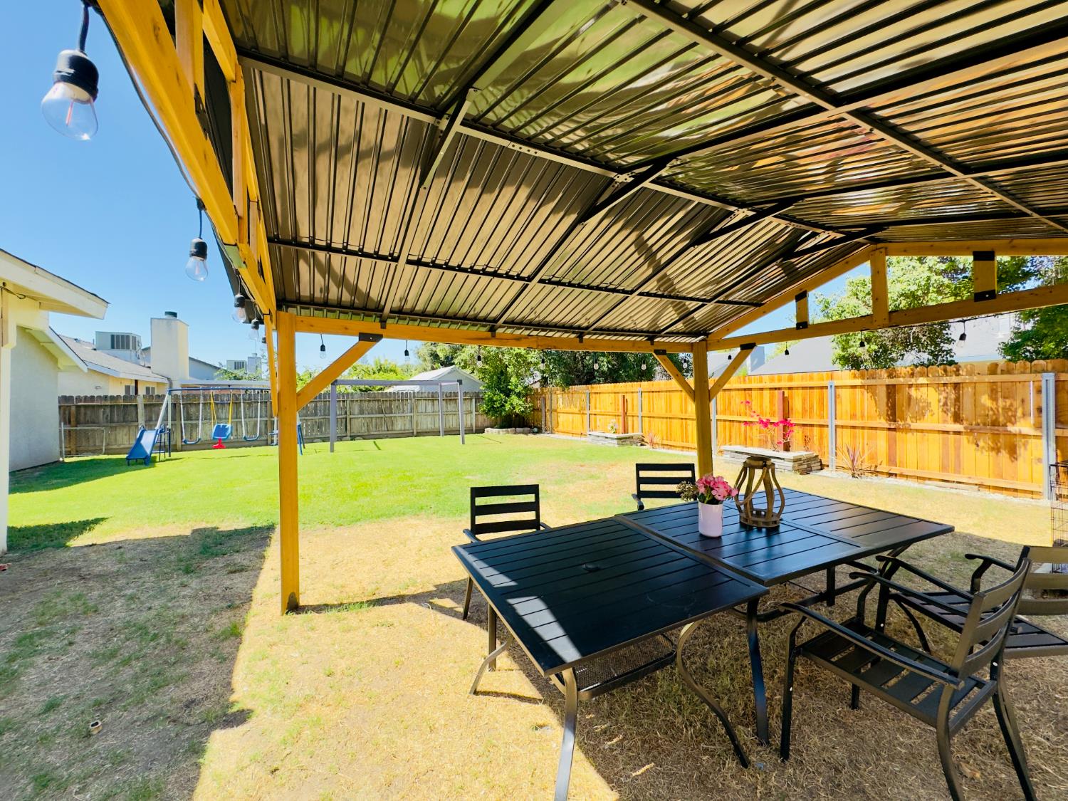 1009 S Elverta S, Visalia, CA 93292